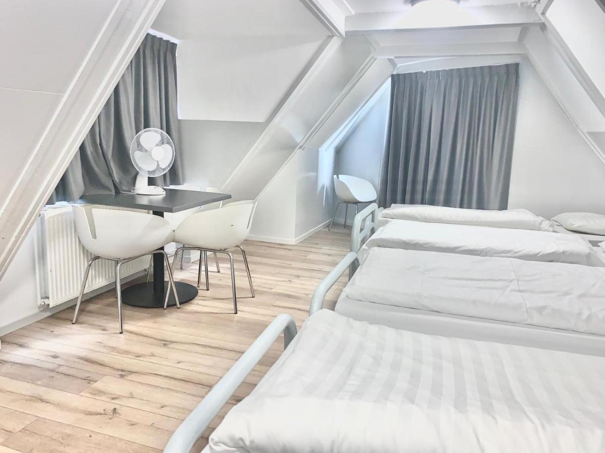 The White Tulip Hostel Амстердам Екстер'єр фото